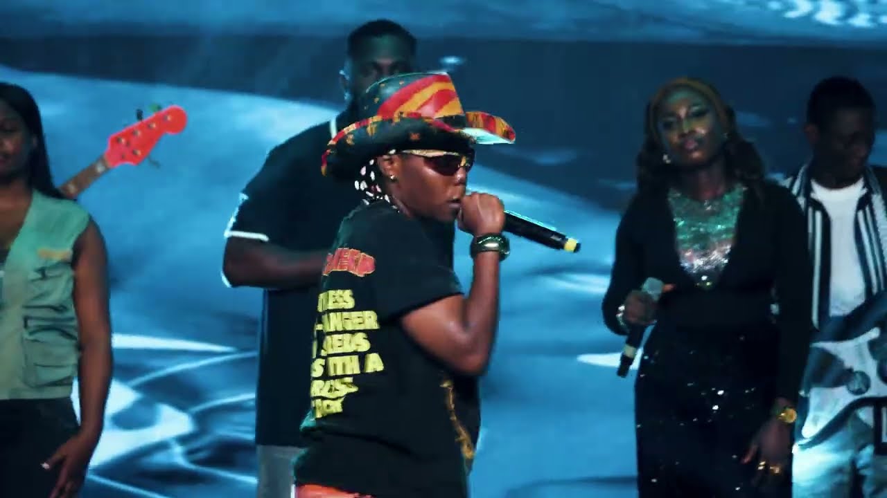 Teni Live In Concert - UNIVERSITY OF LAGOS EXPERIENCE by Mama Joy Detergent