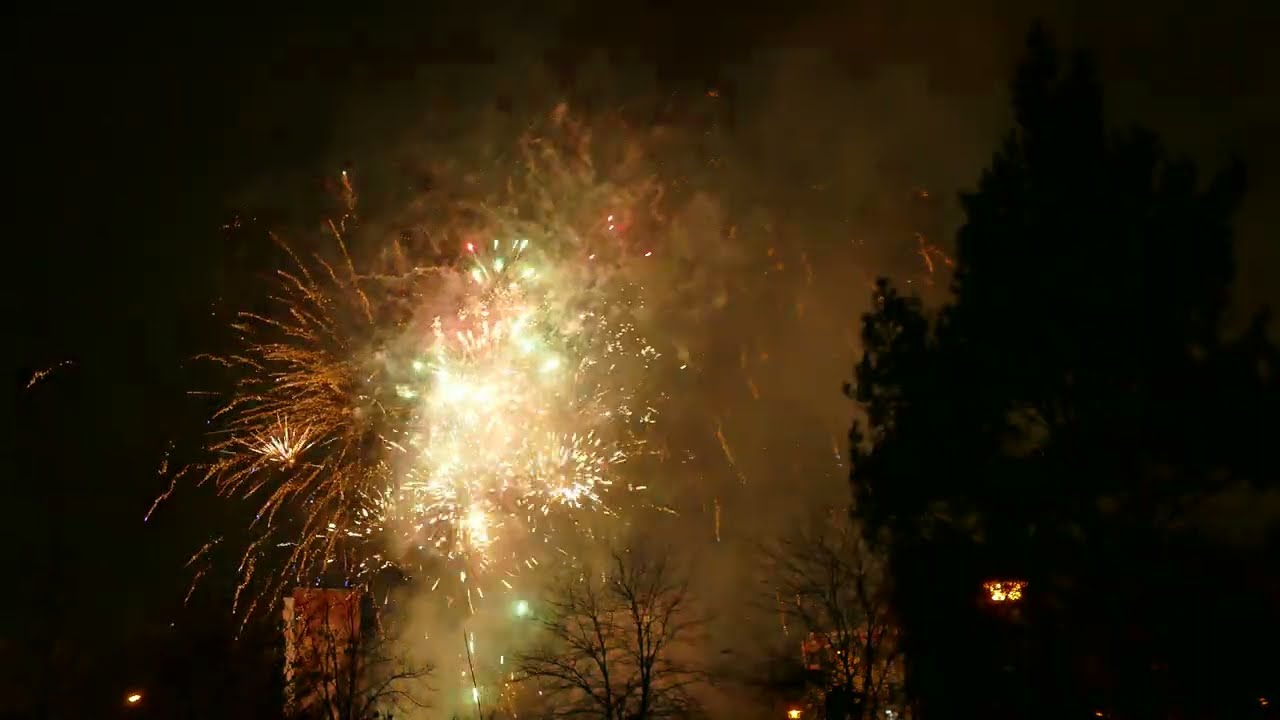 Silvester 24/25 Barnimplatz 3.Uhr