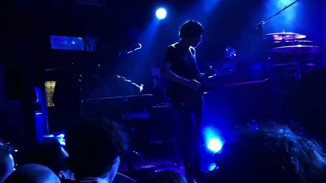 17 tir nel cortile - Verdena live in Rome Circolo degli Artisti 26/01/2011 WOW tour