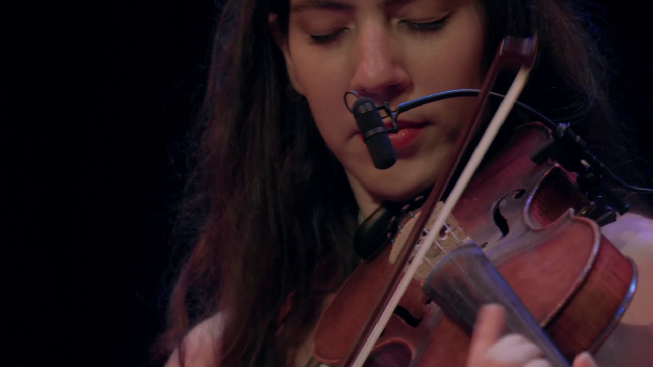 Earpigon by Ross Daly / Danai Loukidi - Charis Laurijsen - Jacobus Thiele