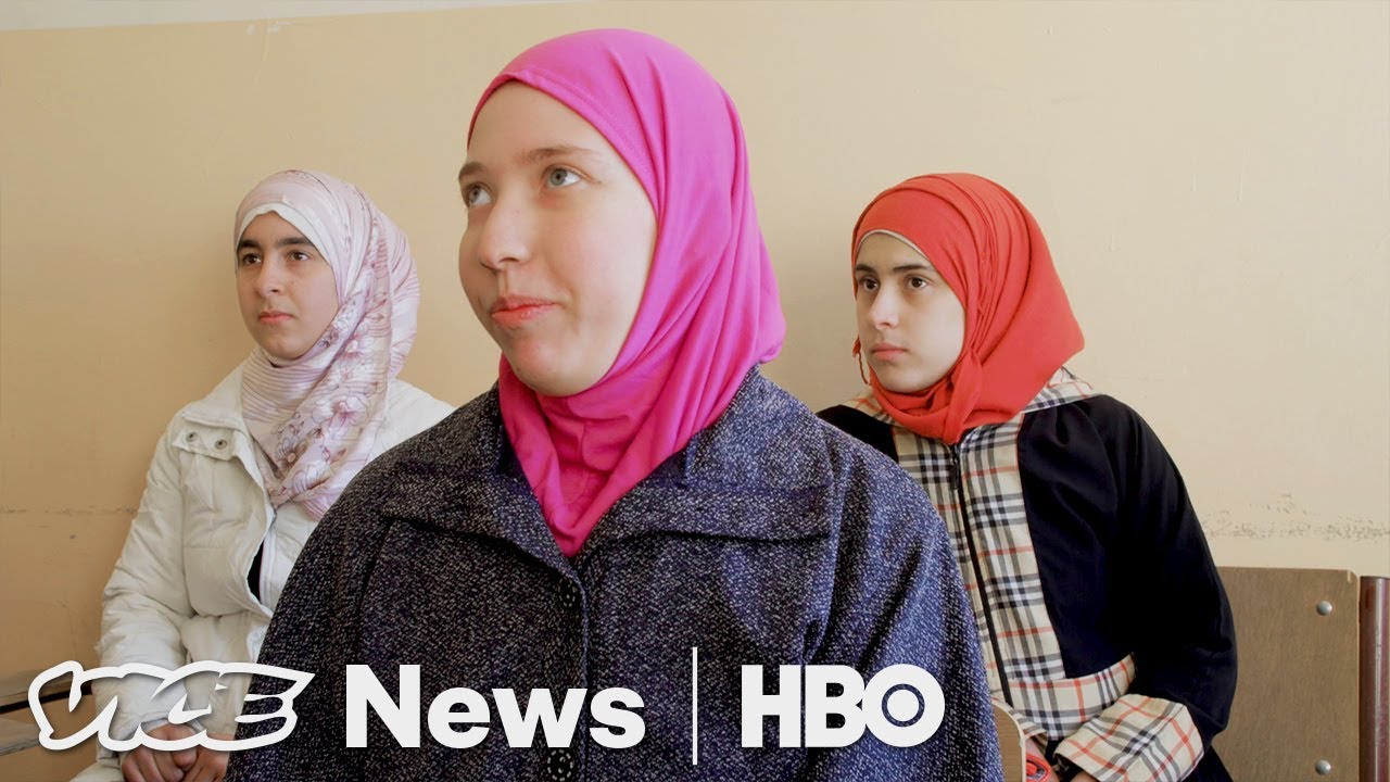 Teachers Return To Mosul To Rebuild Education In The Wake Of ISIS (HBO)