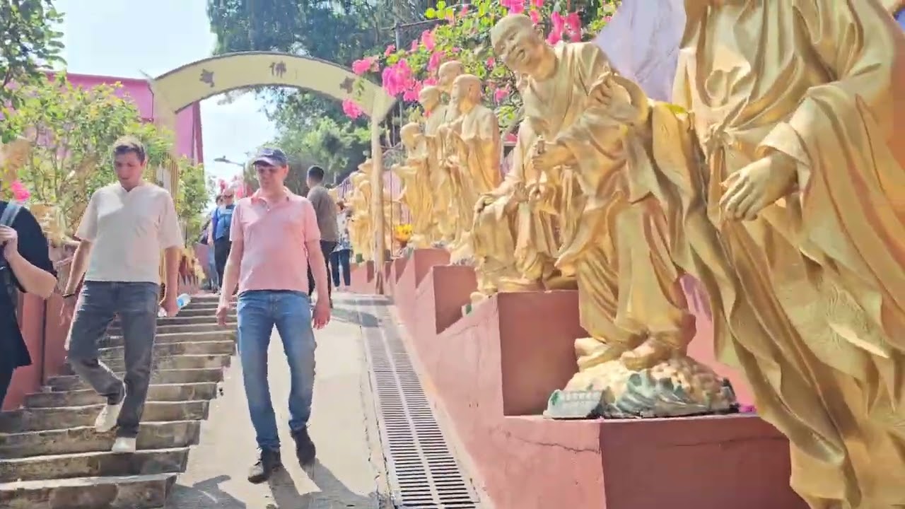 Ten thousand Buddha's monastery (sha tin ) 