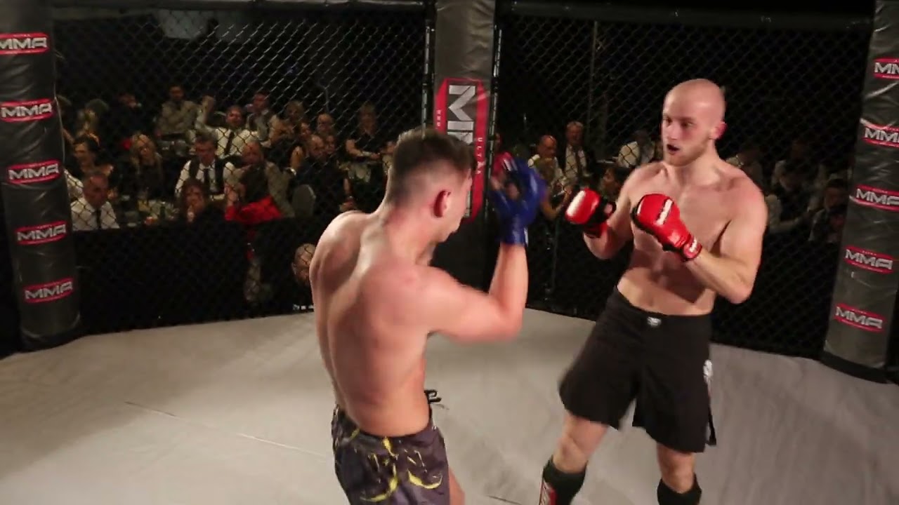 ULTRA MMA   GLASGOW   190424   FIGHT 16   FRASER MITCHELL VS DECLAN DOCHERTY