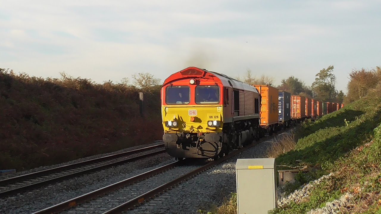 Lineside trains around Culham (CVL) - 06/11/2020