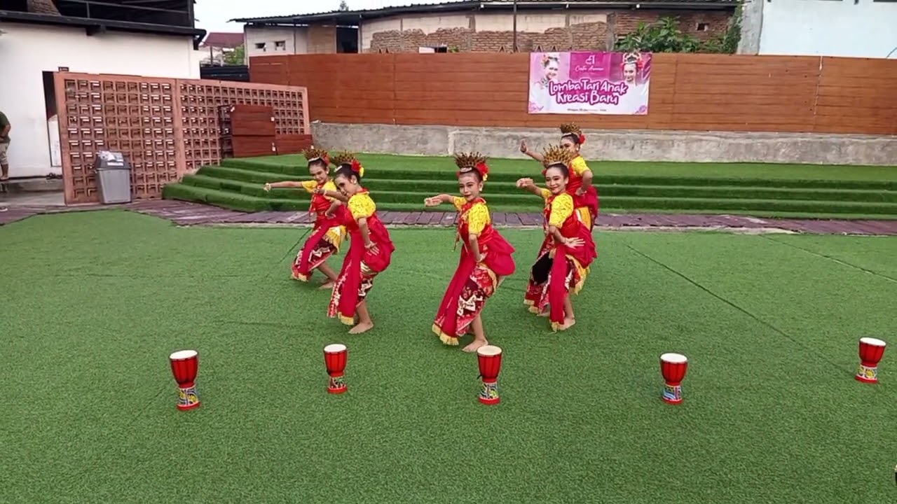Tari Rereyogan - Cafe Cerita Asmara