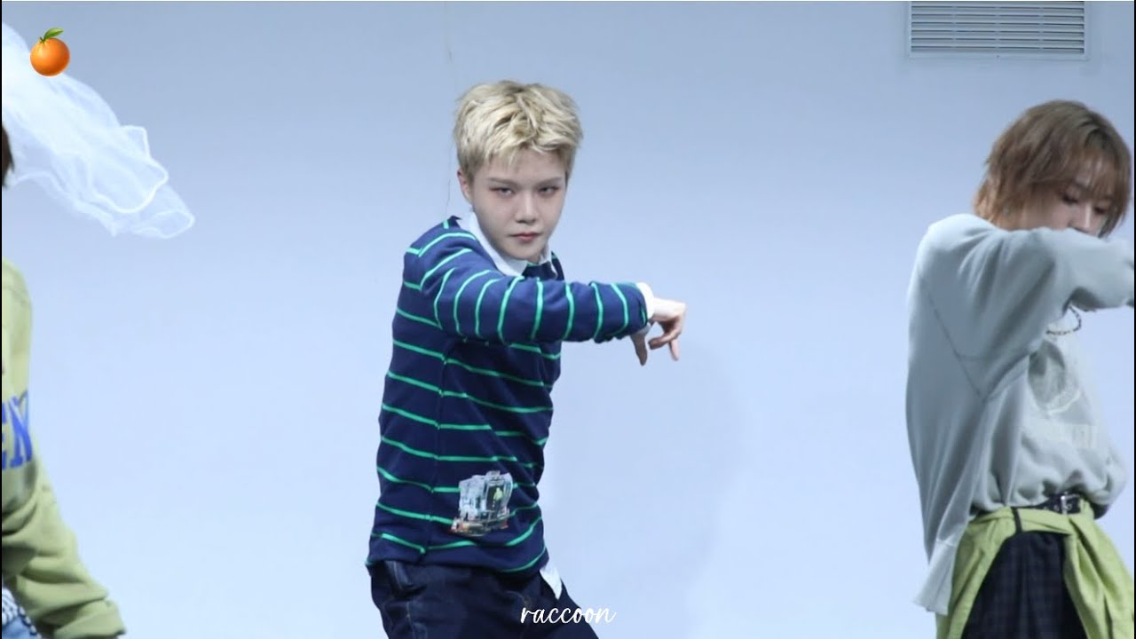 251130 million music 팬싸^Link Up - AM8IC^CHEN 직캠