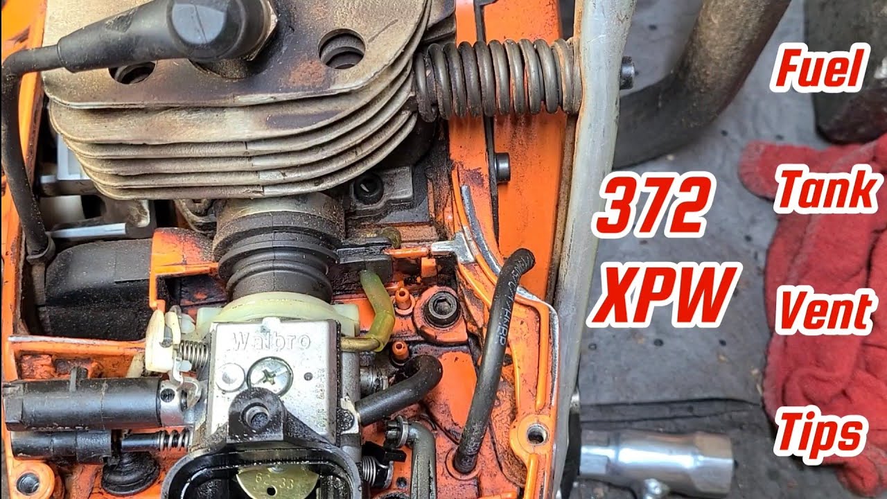 Вентиляционное отверстие топливного бака бензопилы Husqvarna 372 XPW. Чат в Tazmaniaxe Shack #дро...
