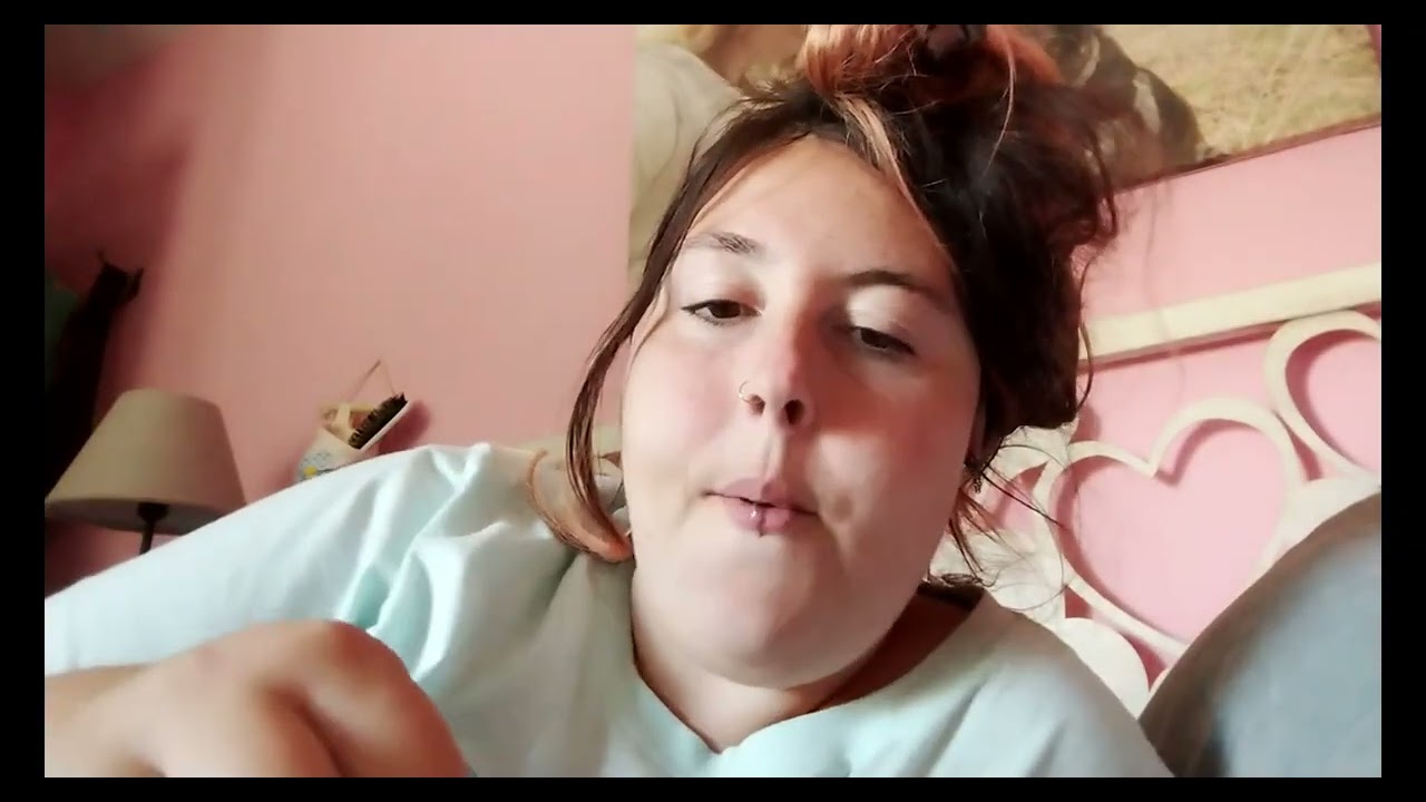ASMR probando galletas