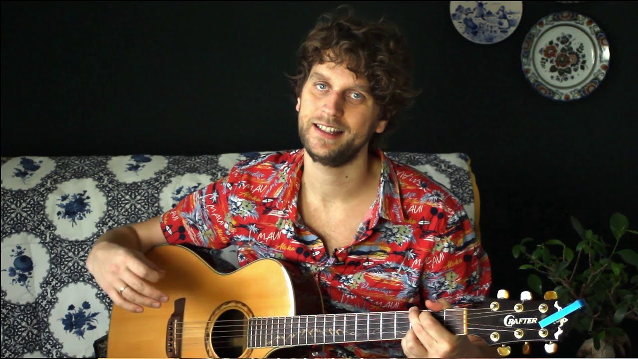 Het regent zonnestralen op gitaar van Acda&deMunnik