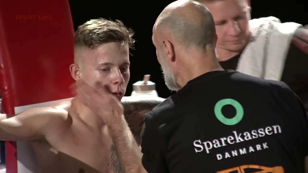 Norbert Lawski DK  vs Maurício Monteiro  Portugal  - Mikenta Fight Night 26. Februar 2022