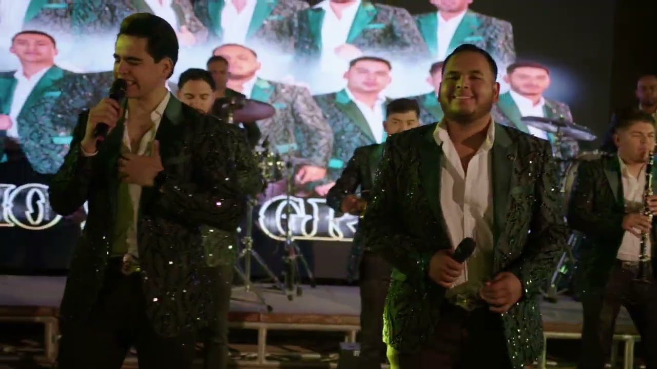 Banda Rancho Grande - Popurrí: Te He Prometido,Cómo Te Extraño Mi Amor (En Vivo)