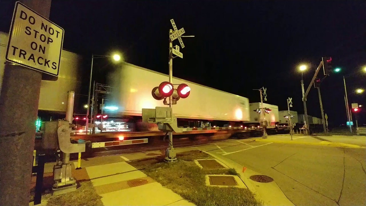 Route 113 Grade Crossing (Braidwood, IL) 10/15/19