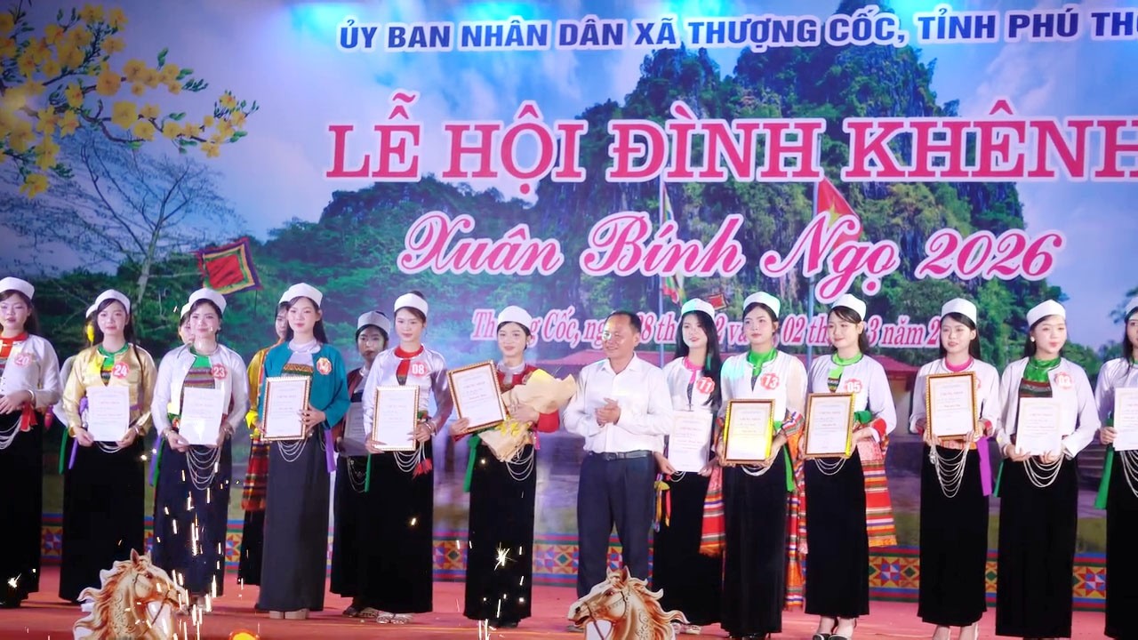 Người Đẹp Thượng Cốc Tại Lễ Hội Đình Khênh Tỉnh Phú Thọ | Quach trinh tv