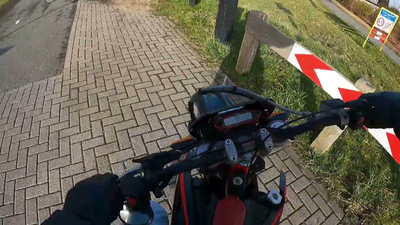 Nieuwe brommer! Beta RR50 Track