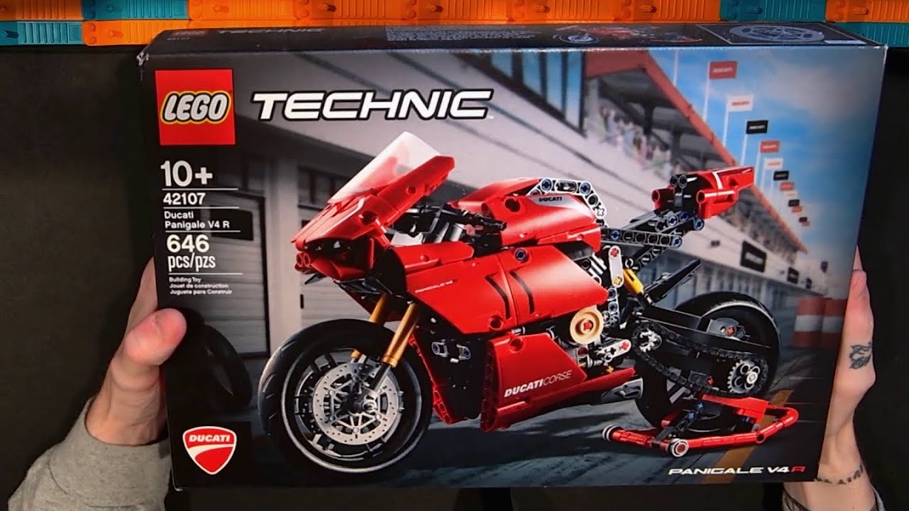 LEGO Technic Ducati Panigale V4 R 42107 Build and Review!