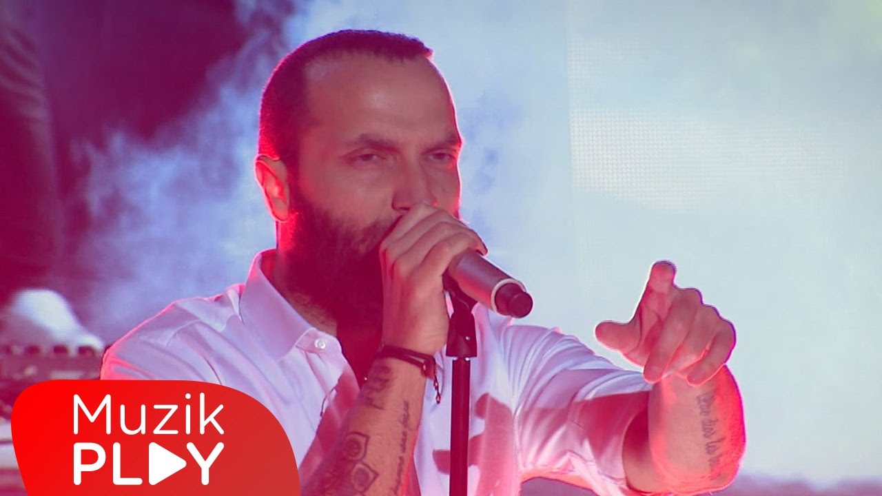 Berkay - Aşktan Fazla (Official Video)