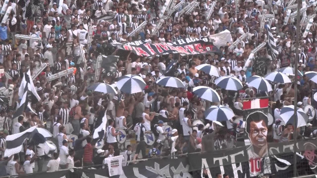 entrada del COMANDO SVR en la presentacion  de  ALIANZA