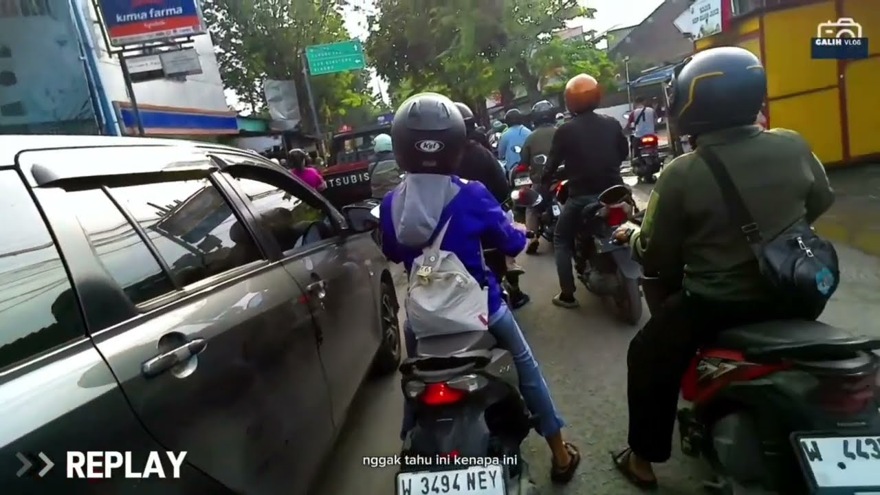 Pinginnya cepat malah lambat, Pasar Menganti Gresik Macet Parah!