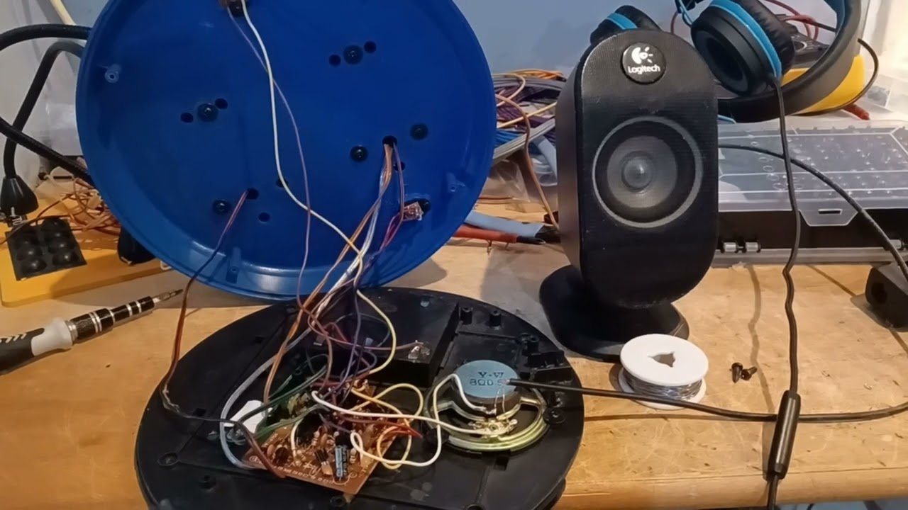 gemmy 2005 spinning snowflake frosty speaker mod