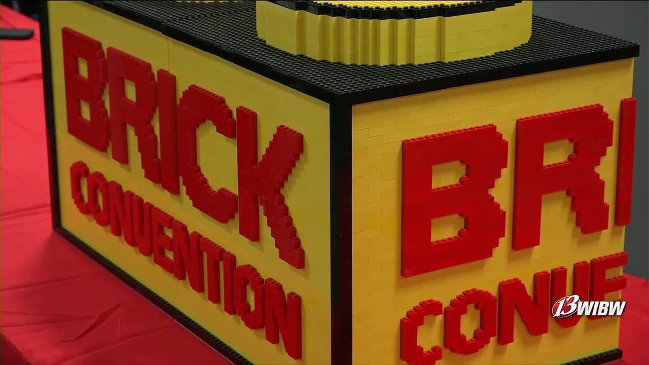 Brick Convention draws crowds of builders and shoppers