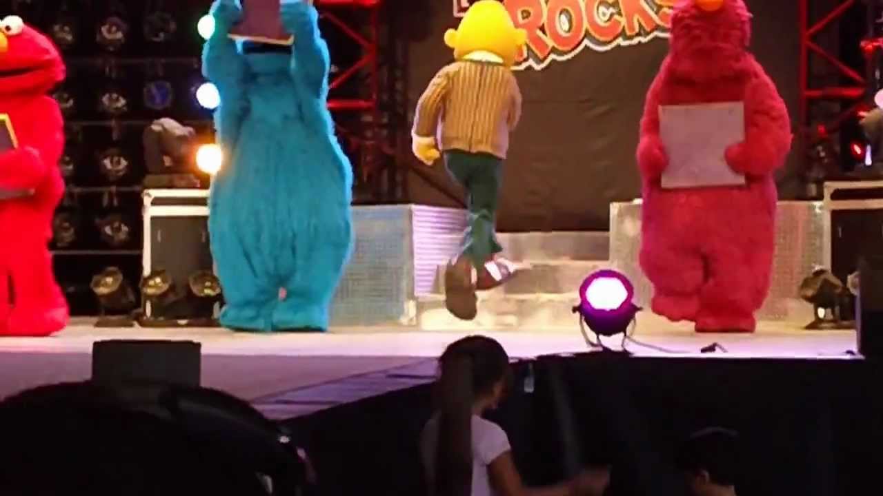 Seaworld - Elmo's talent concert
