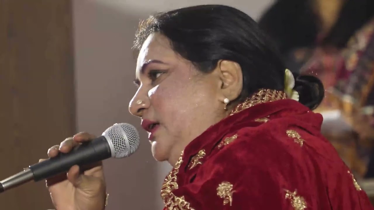 Reshma The Nightingale of SouthAsia#Daughter_Ruby Reshma_Live Perform@Lahore
