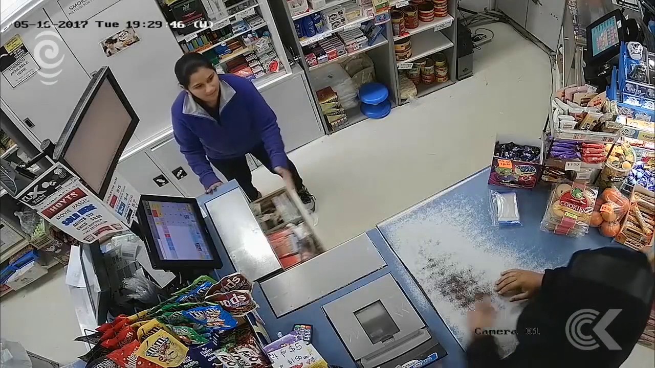 Dairy robbery victim    'NZ is totally unsafe': RNZ Checkpoint