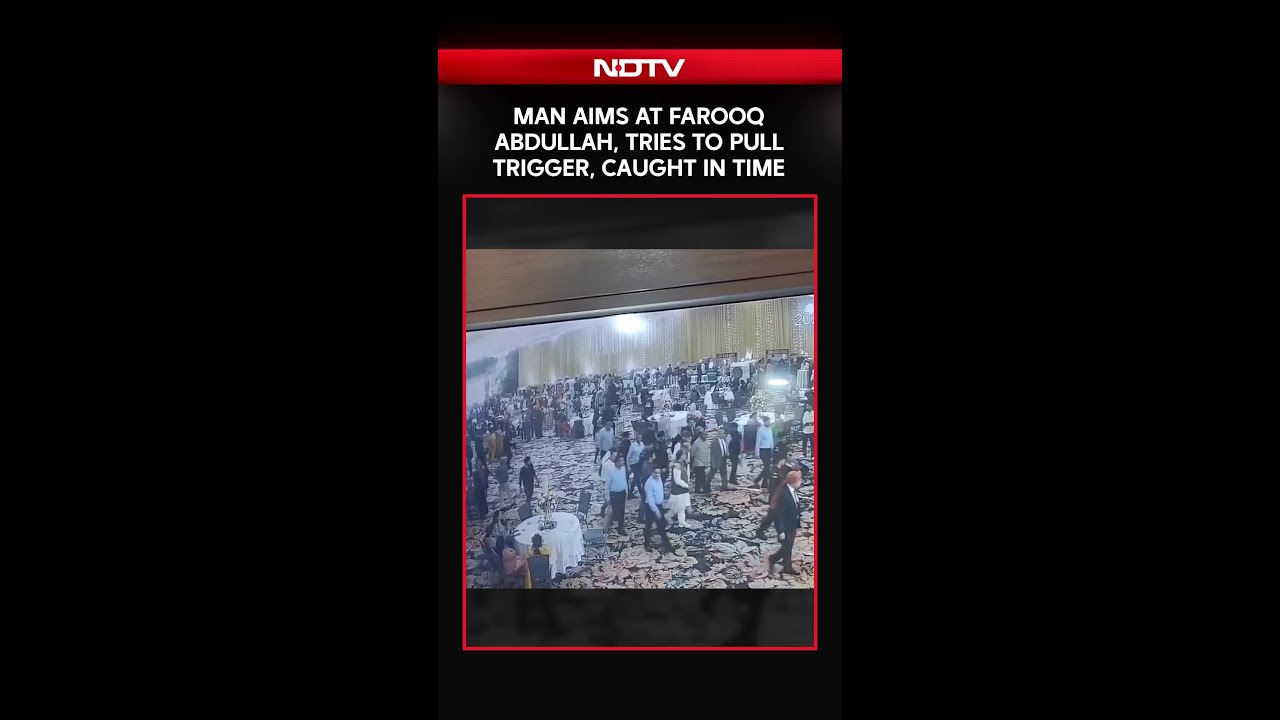 Farooq Abdullah News | Man Aims At Farooq Abdullah, Tries To Pull Trigger, Caught In Time