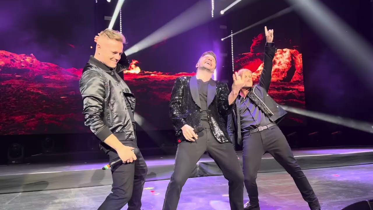 Westlife - When you’re Looking Like That - Guadalajara México - Auditorio Telmex 2024