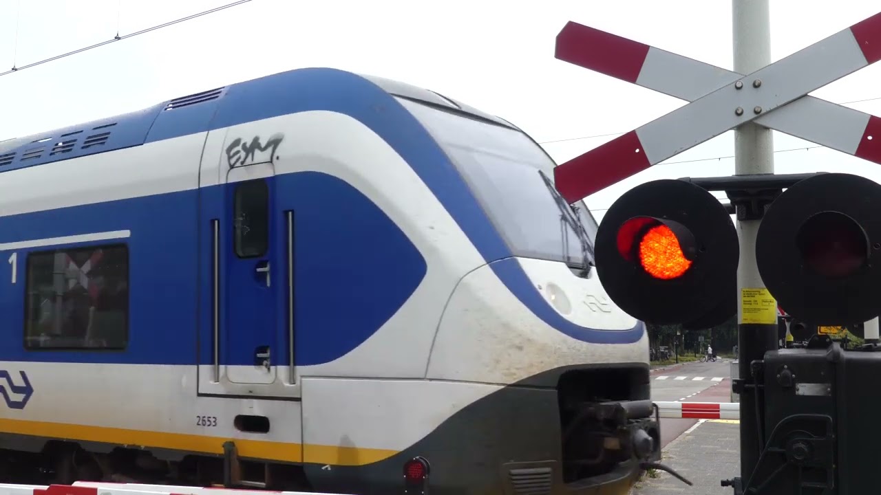 Railroad Crossing (NL) // Den Dolder