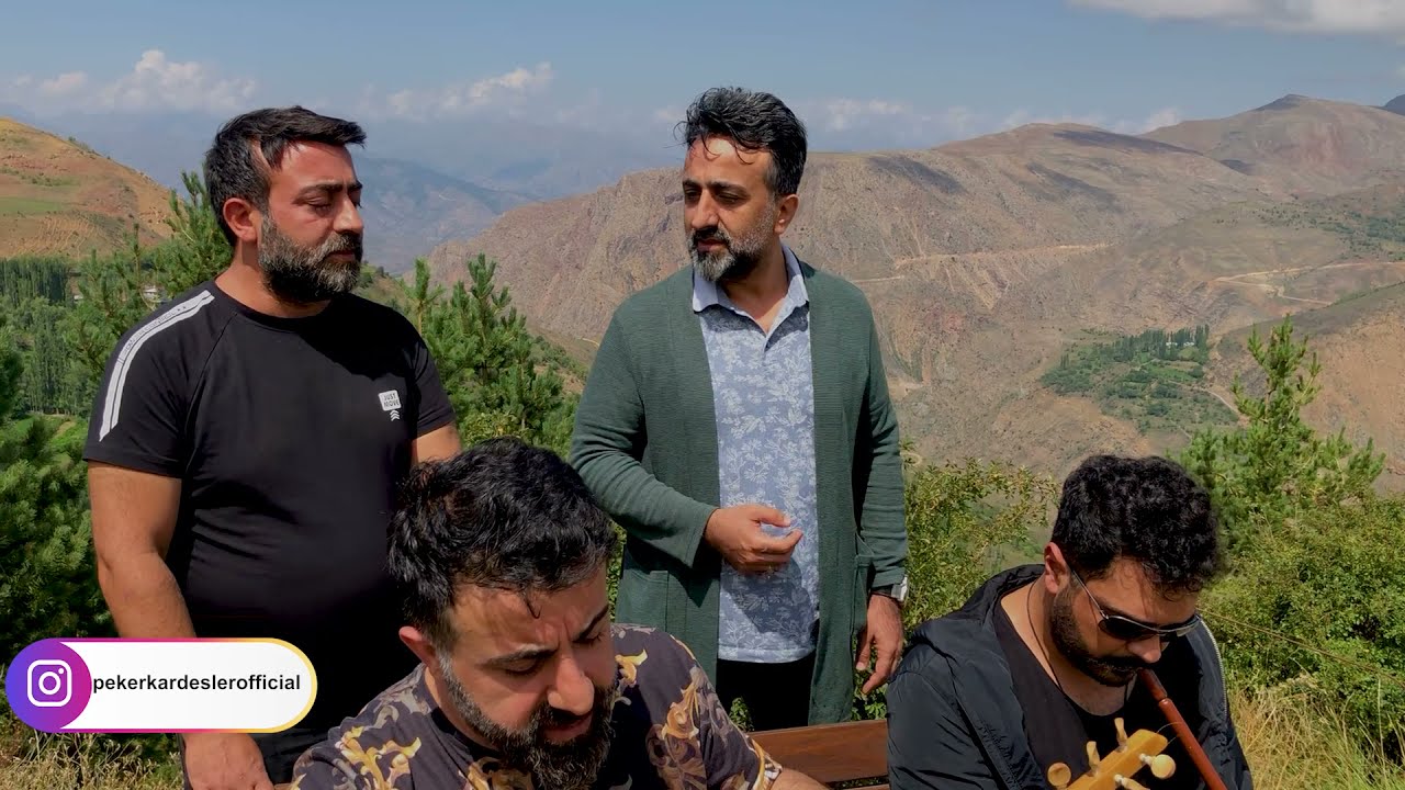 Bu Dağlar K&ouml;m&uuml;rdendir (T&uuml;rk&uuml;) 2100 Metre Y&uuml;kseklikte S&ouml;yledik