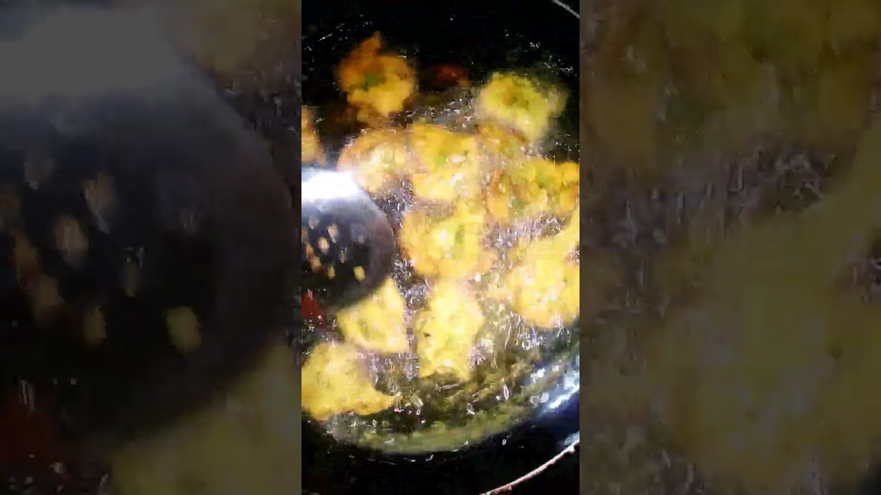 Garam Garam  Pakore 🤤&hearts;️👌
