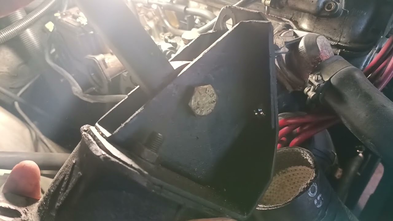 Alfa 75. Cambio supporti pt2.