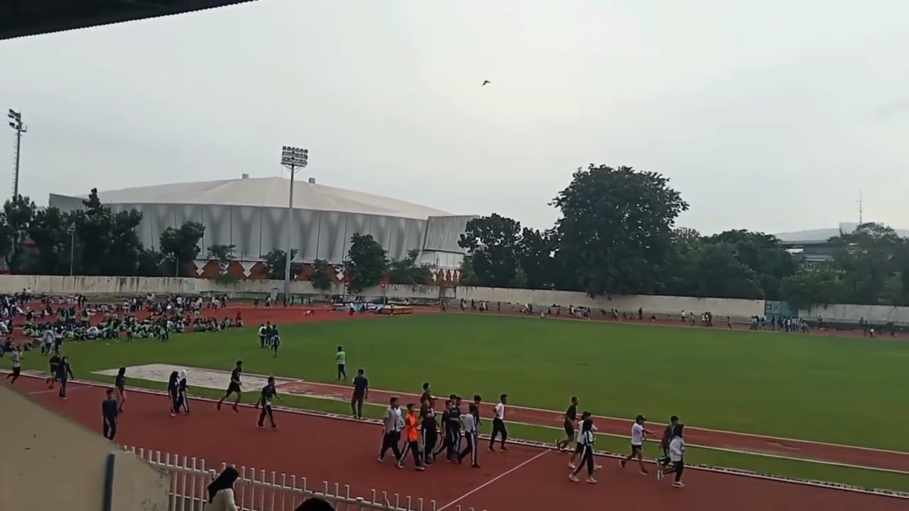 Gelanggang Olah Raga (GOR) RAWAMANGUN JAKARTA//Stadion atletik