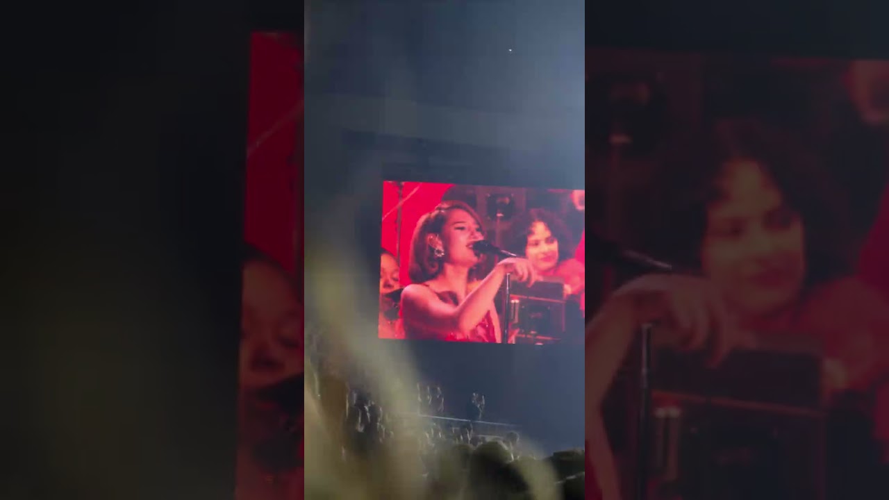 Raye This Tour May Contain New Music in BARCELONA part 1