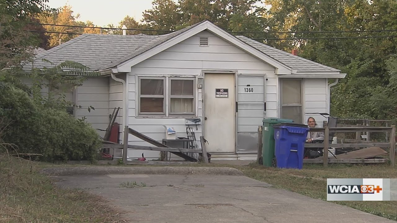 Veteran says he was beaten by teens with a brick