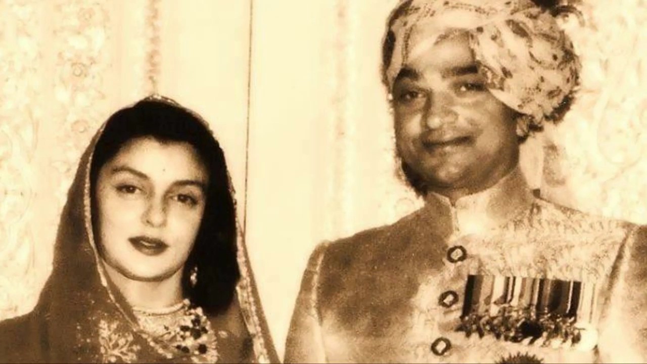 MAHARANI GAYATRI DEVI JAIPUR