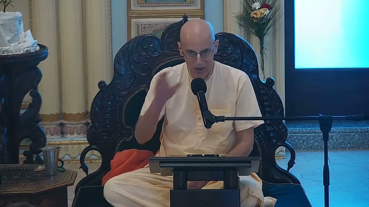 The Supreme Personality of Godhead, Śrī Kṛṣṇa Descended in the Form of Lord Caitanya Mahāprabhu