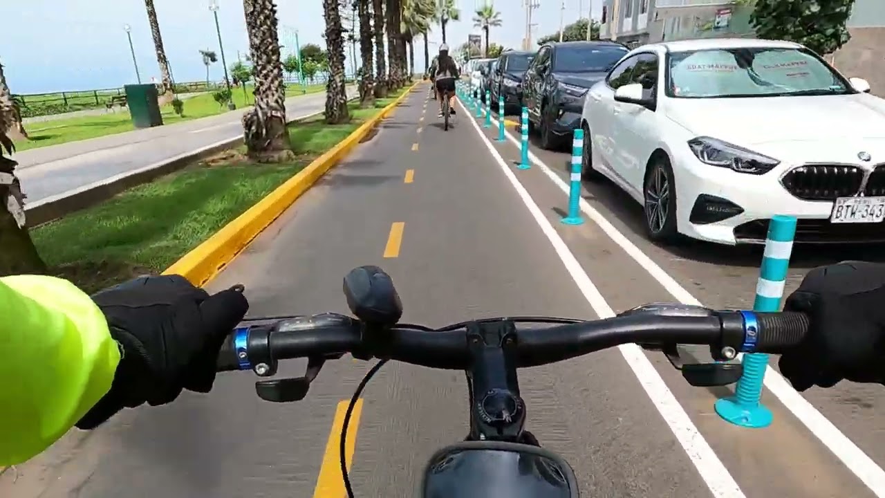 🚴‍♂️ Rodando por Lima #parte2 | #Miraflores a #Magdalena y de retorno a #Barranco por la costa verde