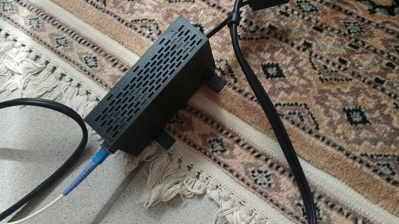 INSTALLATION SIMPLE FREEBOX SERVER AVEC FIBRE OPTIQUE