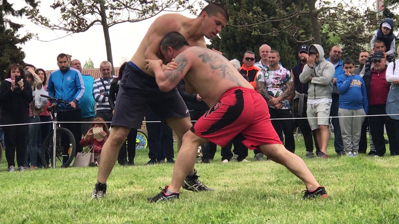 outdoor wrestling