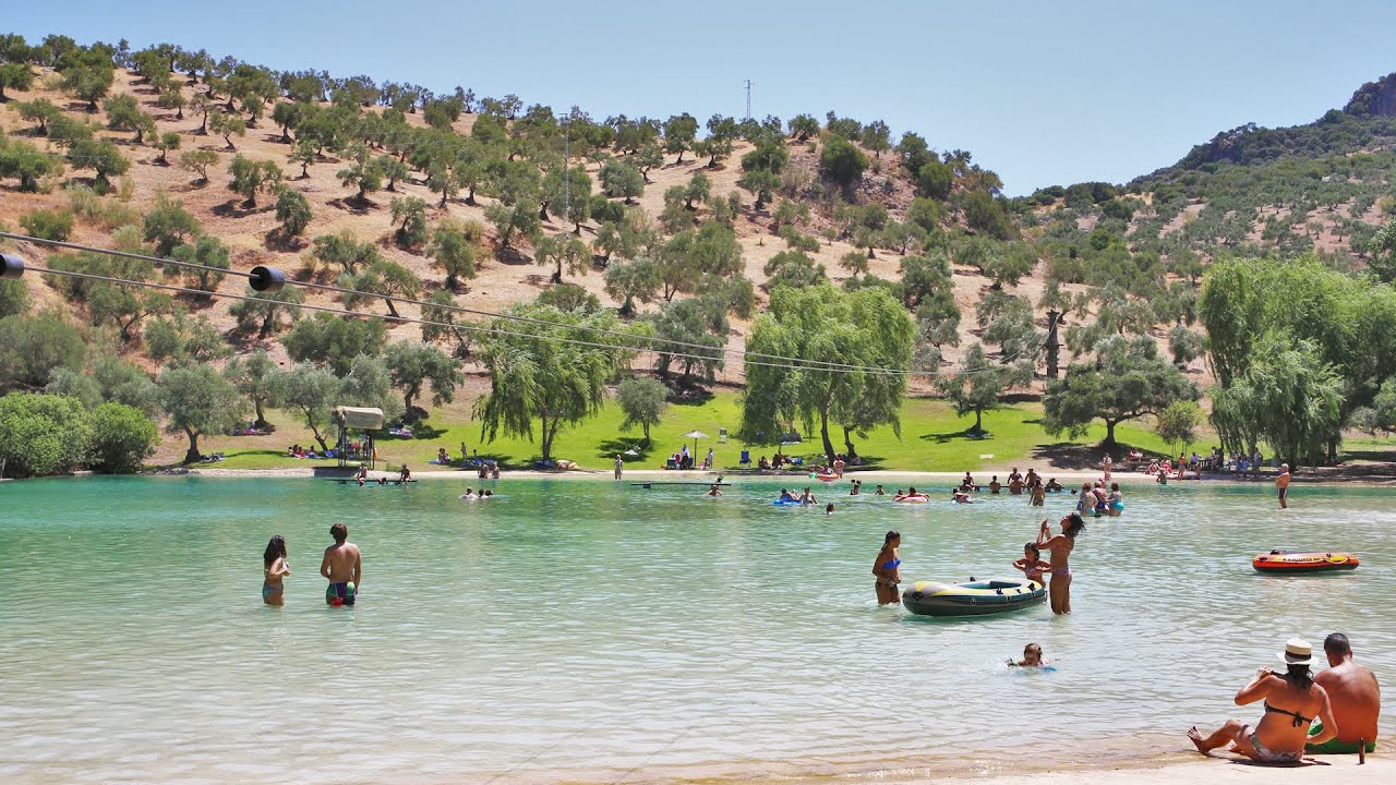 Playa artificial de Zahara de la Sierra - Arroyomolinos, Cádiz