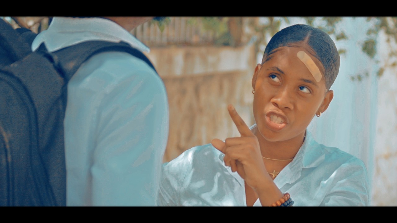 NOS REGARDS EPISODE 52 TI GOUTE MEGHANE METE GAWEN CHALE PROB YO ANPIL