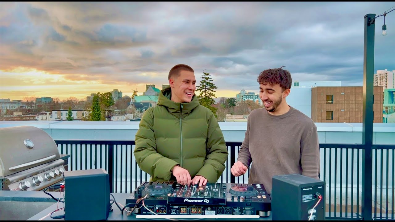 vancouver rooftop house mix