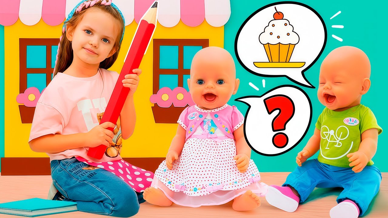Maya e Lina giocano al ristorante! Video con le bambole per bambini