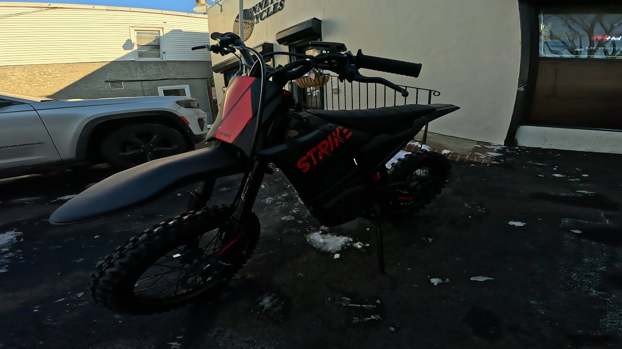 Throne Strike E-moto Test Ride