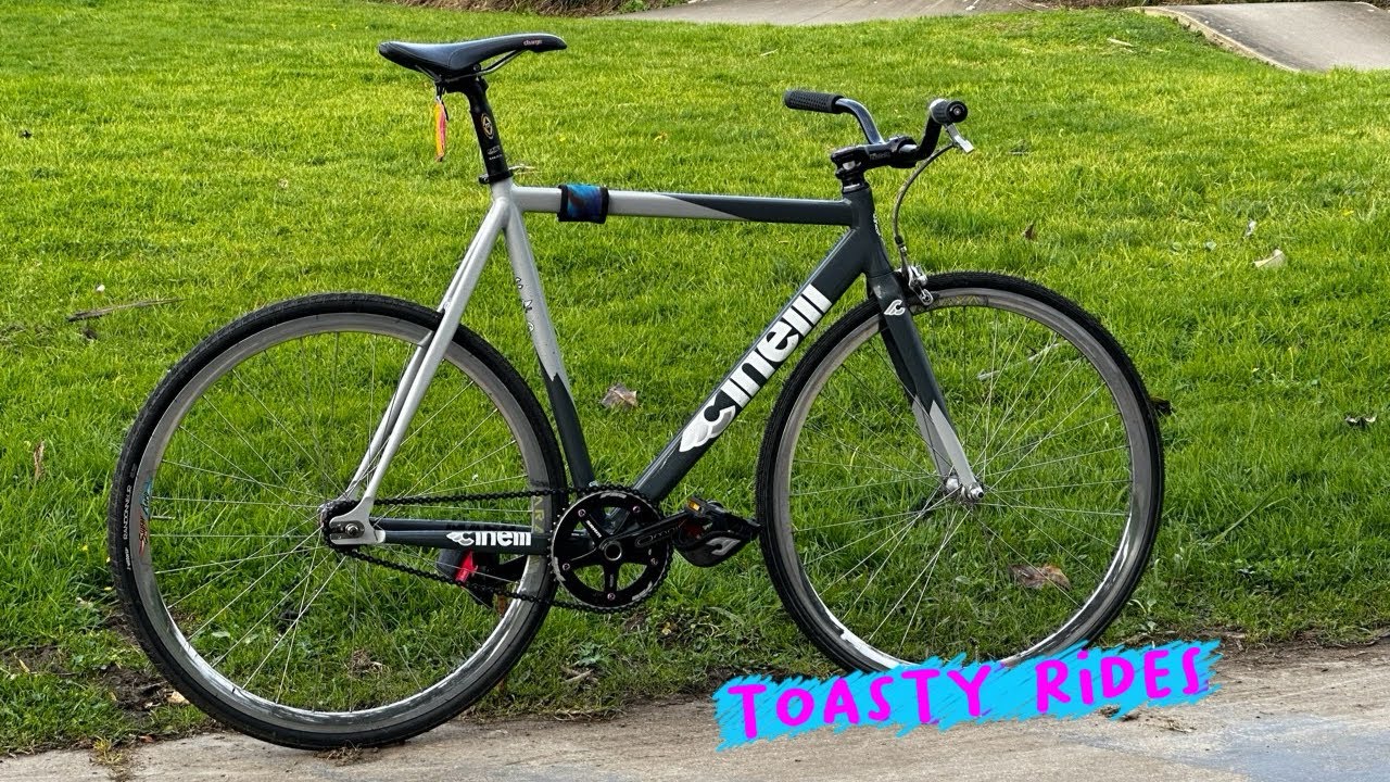 The Cinelli Bolt Mash - fixed gear build
