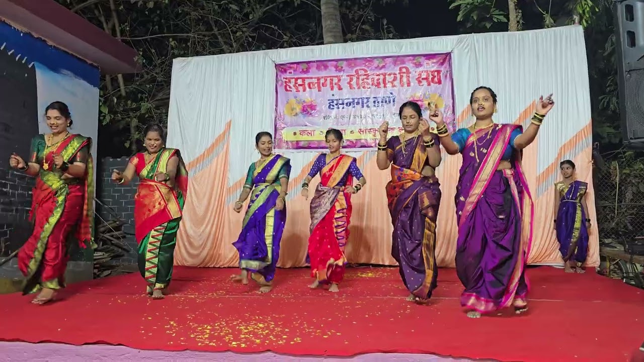 Marathi Remix Dance By Hansnagar Ladies. 
