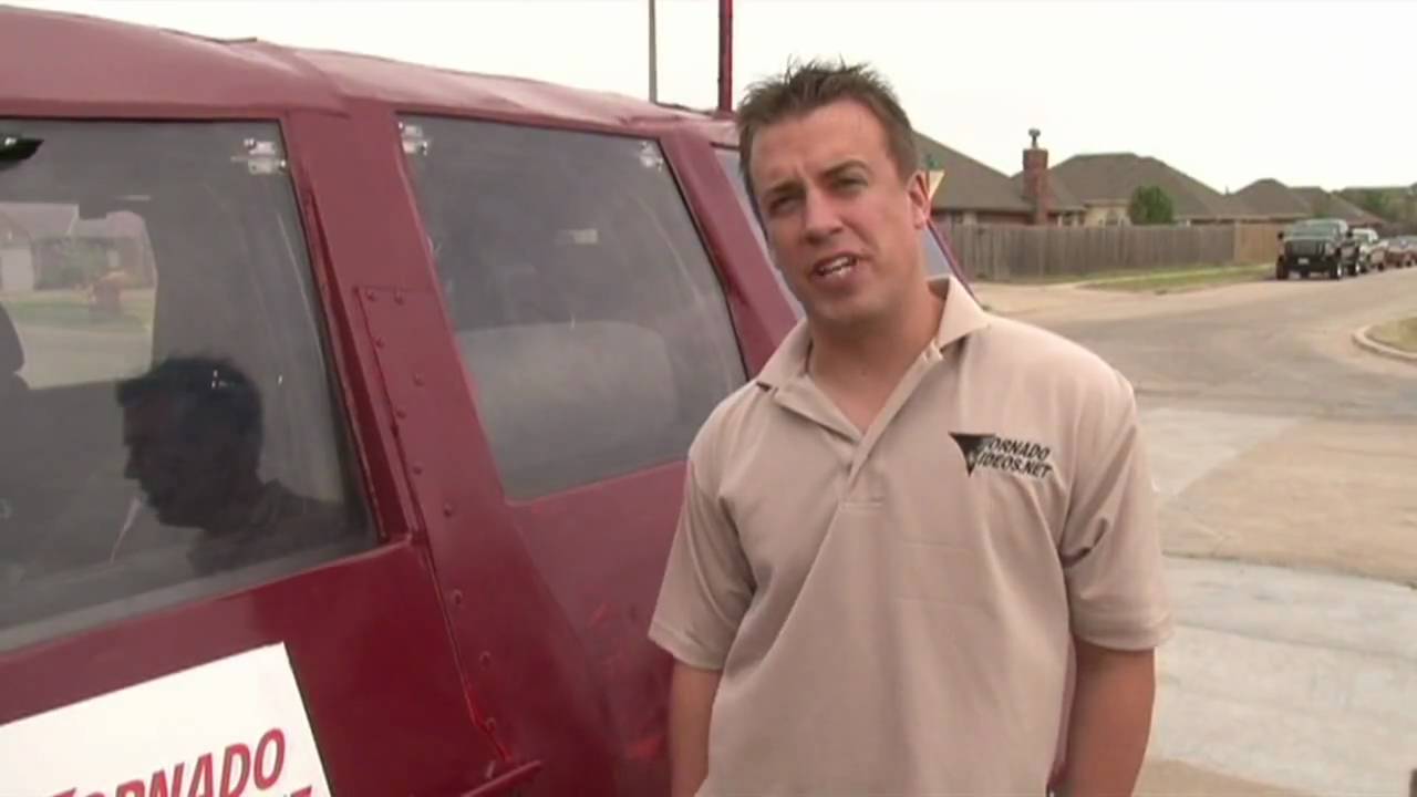 Storm Chasers - Pimp My Dominator