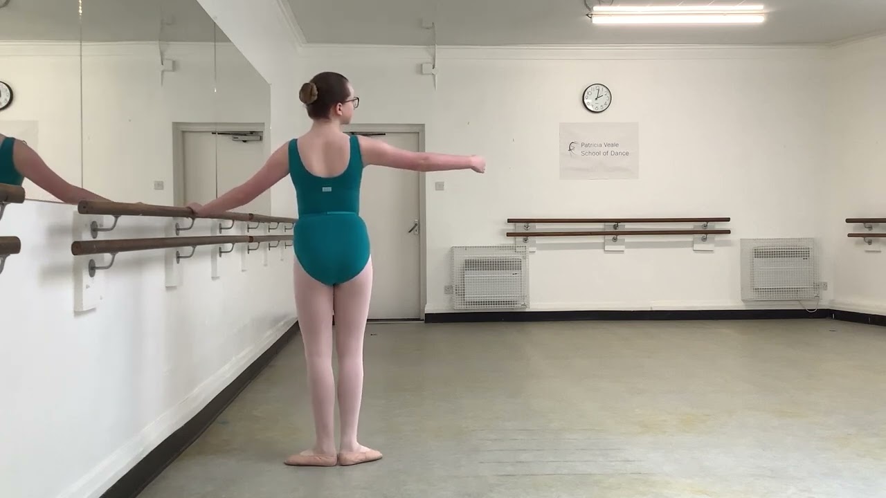 RAD Grade 4 - Pliés